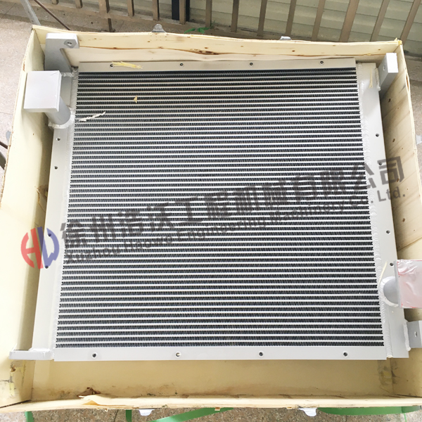 沃爾沃挖掘機配件 散熱器14715371